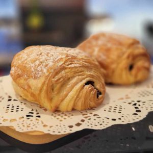 chocolate-croissants